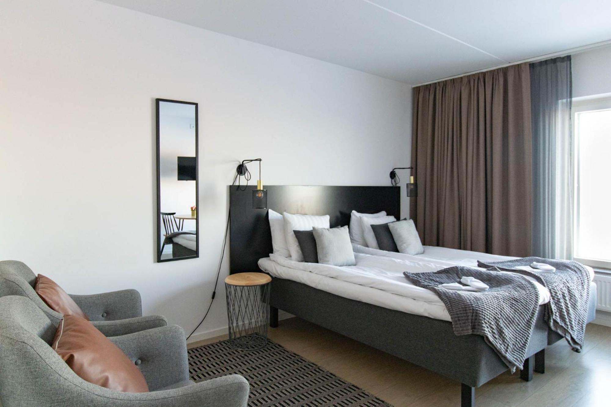 Forenom Hotel Flemingsberg - 10Min From Aelvsjoe Huddinge Luaran gambar
